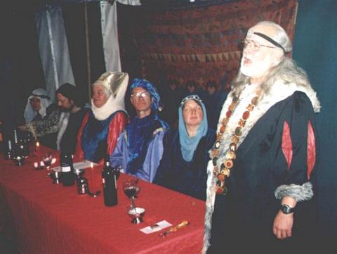 Royalty sings for the commoners